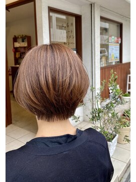 ウル(ulu) 大人ショート