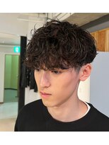 アカ(ACA)&nbsp;メンズマッシュパーマ波巻ツイストスパイラルパーマ札幌大通