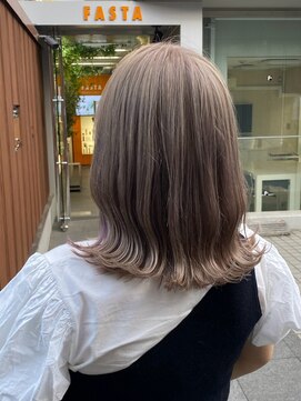 ビーチェ 小岩(Bice) 外ハネ×ゆるウェーブ　大人可愛いくびれミディ