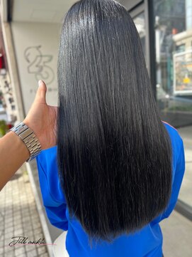 ジル アンク(Jill ankh) 《姫路　Jillankh》髪質改善　ブルーブラック　暗髪　ロング