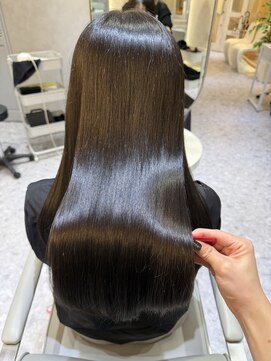 ジーナ 天神(Zina) [Zina福岡天神]髪質改善/黒髪/韓国ヘア/前髪/顔周り