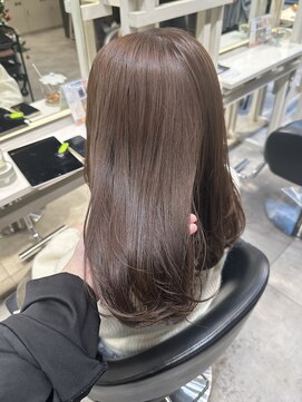 ディーエックス スリー(Dxxxx III) くすみグレージュカラー REI