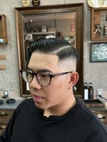 アールズ ヘア(R's hair)&nbsp;MEN’S HAIR/サーフカール/刈り上げセンターパート/印西