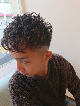 ロンド ブランシュ 錦糸町北口(Lond blanche) ビジネスワイルドアップバングテクノサイドパートショート