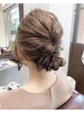 オリオリ(oli-oli) 編み込みアレンジ/ローシニヨン◎20代30代40代50代