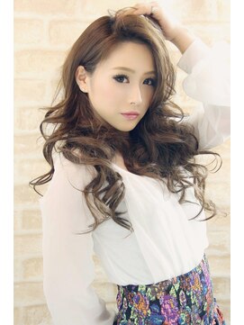 スリーピース 川越店(3piece) 予防美容!髪ちりょうでダメージ予防&ダメージ補修で極艶髪!