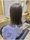 鎖骨ラインぱっつんボブ