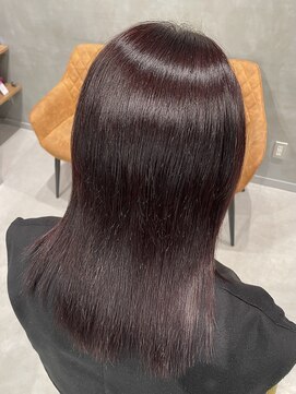 シャルムバイケンジ(Charm.by KENJE) 赤髪/艶髪/髪質改善/レッドカラー/レイヤーカット/オージュア