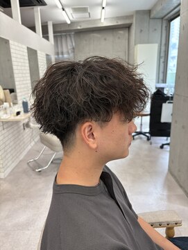 ミリィバイアヤラ 船橋店(MIRYI by ayala) 【尾崎】波巻きパーマ「船橋美容室」