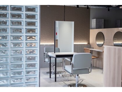 ヨキ(yoki.)の写真