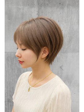 ロハスバイケンジ(LOHAS by KENJE) 【小田急相模原】スタイリング簡単な丸みショートボブ