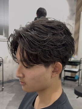 ビカムメンズヘアー 栄店(become men's hair) フェザーパーマ／フェザーショート／毛流れセンターパート