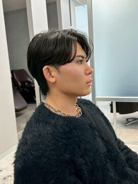 ジーナ 天神(Zina) 毛流れセンターパート(メンズカット/ダウンパーマ/ナチュラル)