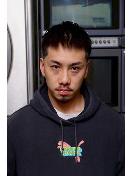 チルチェア 横浜(CHILL CHAIR) フェード×クロップスタイル <横浜/バーバー/理容室/床屋>