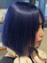 アウラ(AURA) 切りっぱなしボブ/おしゃれ女子ブリーチカラー/寒色カラー