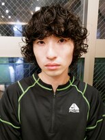 オーオ シカシカ(OOO YY) 少し個性をプラスしたマッシュボブパーマ