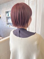 キャアリー(Caary) 福山市Caaryブリーチありチェリーピンクベージュ外ハネミニボブ