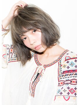 アズーア ヘアーアンドスパ(azure hair&spa) アッシュカラーボブ /ミニマムボブ