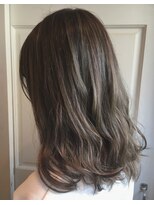 エイト ヘアサロン 渋谷本店(EIGHT)&nbsp;お客様スタイル_ 艶艶ダークグレージュ×ロングローレイヤー