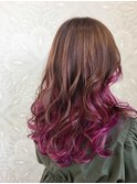 カシスカラーのアンダーデザインが魅了する!