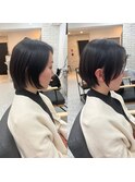 カットだけでもイメチェン出来るショートヘア