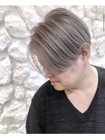 モアナバイヘッドライト 曽根店(Moana by HEADLIGHT)&nbsp;Moana#ハンサムショート#センターパート#グレージュ