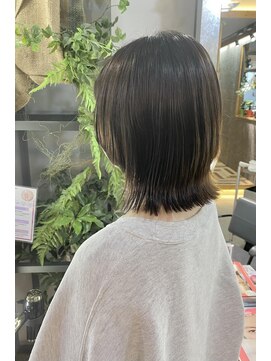 ザ ラボ アングゥ(The Labo ungu) ナチュラルウルフ/くびれヘア