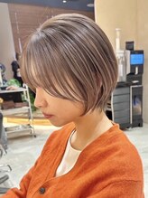 《*HIBIOの1番人気のショートスタイルはこちら*》横から見たシルエットも綺麗に◎[横浜西口/ケアブリーチ]