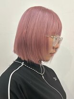 カムジーヘッドカミノウラ(COMEGHEAD KAMINOURA)&nbsp;インナーカラーミルクティーベージュカラーダブルカラーミニボブ