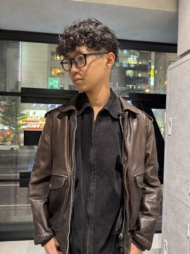 ゼスト リル 新宿(ZEST lill) 塩澤太一 プードルパーマ マッシュパーマ スパイラルパーマ