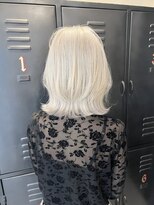 アーカイブ(Archive) ホワイトベージュ×ウルフボブ