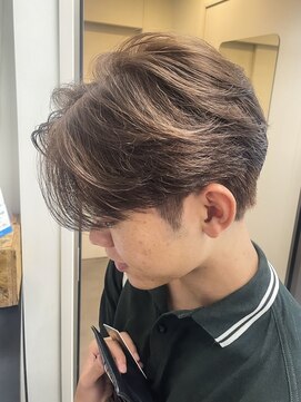 グッドタイムエフティフィフス 横浜西口(GoodTimes ft.fifth) センターパートニュアンスパーマフェザーパーマカルマパーマ30代