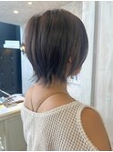 福山人気20代30代40代レイヤーショートアッシュグレージュ外ハネ