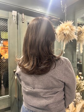 マーシュ(marshu) 透明感グレージュカラー【Ami】