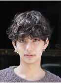緩め波巻きスパイラルシャドウパーマメンズツイスト束感韓国風