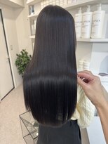 ペレ 栄 アネックス(PELE栄ANNEX) 韓国 くびれロング レイヤー ワンホンヘア 小顔前髪