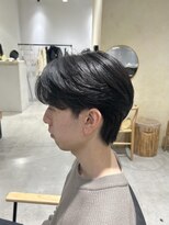 ビューバイネオリーブ 用賀店(Beau'r by neolive) ブルーブラックフェザーパーマ刈り上げセンターパート《用賀》