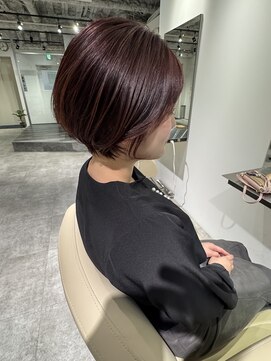 白髪ぼかしショートボブレイヤーカット髪質改善ハイライト30代