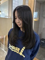 スート(suit.)&nbsp;ロングレイヤー×透明感オリーブカラー