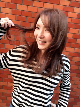 アミティエ 大崎(Amitie) ナチュラルロング☆グレージュカラー