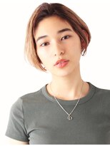ロビー 表参道(ROBBY)&nbsp;ハイトーンの前下がりショートボブ
