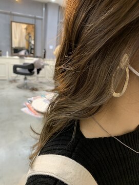 スイート ヘアデザイン(Suite HAIR DESIGN) 抜け感デザインカラースタイル☆グラデーション×ベージュカラー