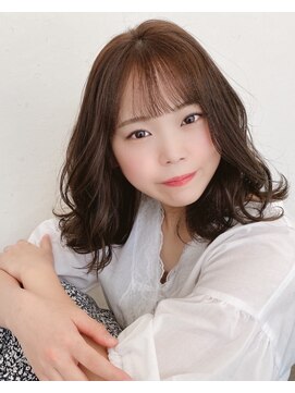 ザブックハンドサロン(The book hand salon) ベージュ×ミディアム