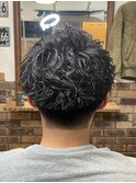 刈り上げ×強めスパイラルパーマ