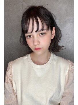 リークフー(Ree cu fuu) 10代20代30代40代 シースルーバングの外ハネボブ　藤沢