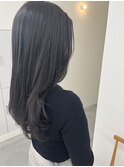グレーブルージュな透け感暗髪カラー