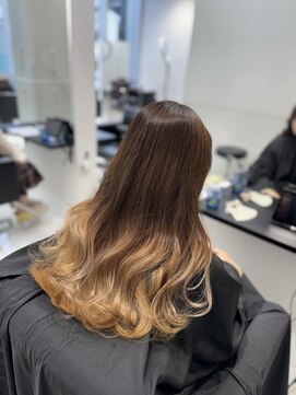 アライブ ハラジュク(ALIVE harajuku) 【ALIVE yu-ki 自然な繋がりのグラデーションカラー】