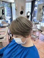 ブルーム コスタ(Blume COSTA) 白髪ぼかし　ショート　ミルクティーベージュ　髪質改善