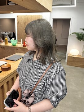 バド(bado) オリーブグレージュミディ