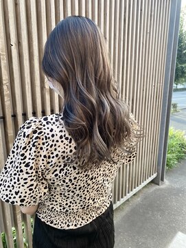 クロエ バイ ラヴィズム 小針店(CLOE by LUVISM) ハイライト